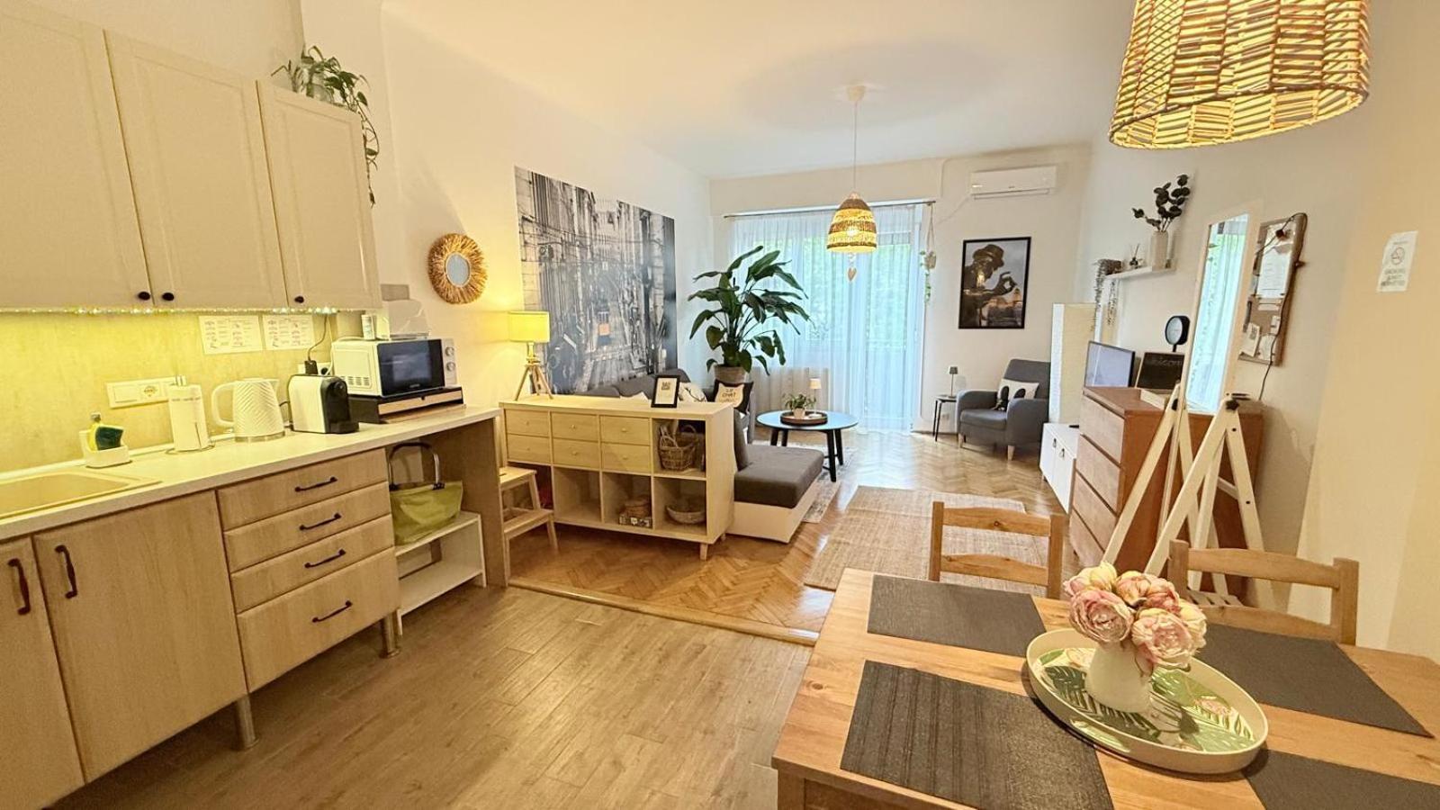 West Budapest Apartman Exterior foto